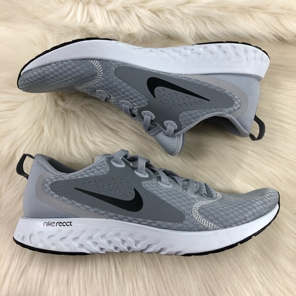 منهجي nike legend react grey 